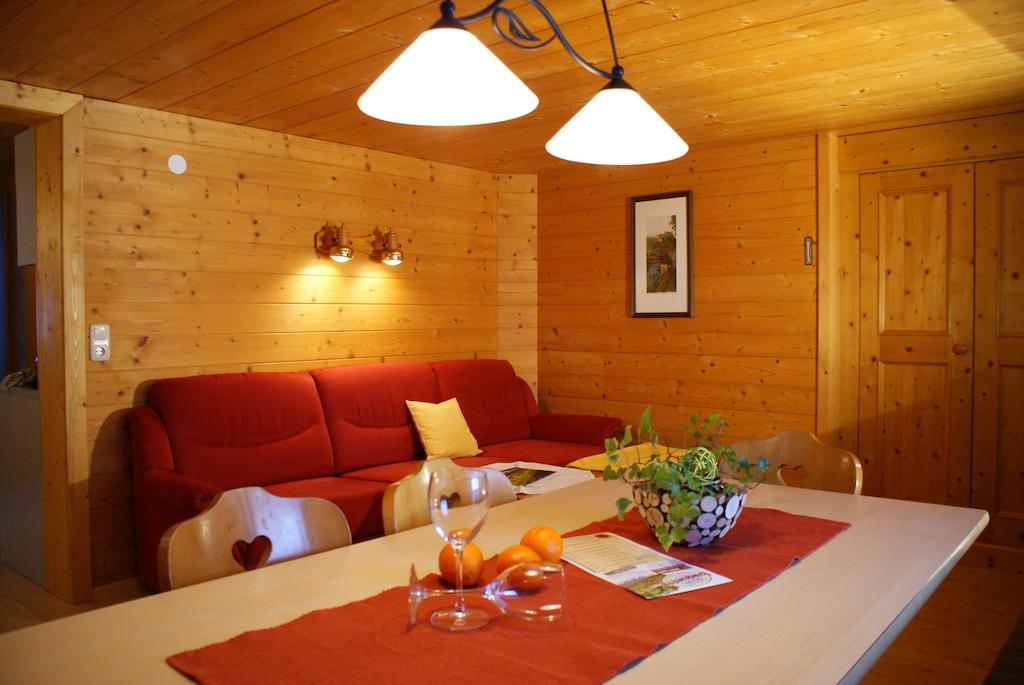 Haus Gstueat Apartment Lech am Arlberg Room photo